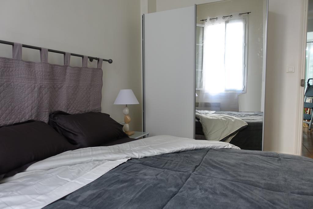 L'esplanade Apartment *